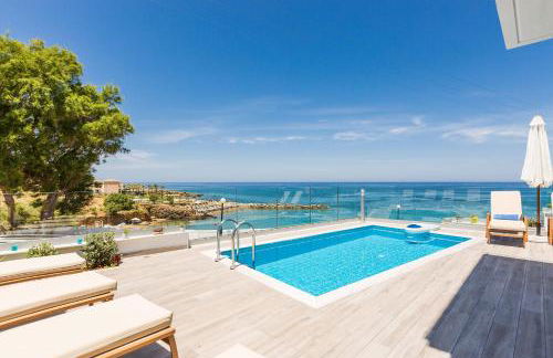 Contessa Del Mare - Premium Beachfront Villa by etouri - Photo 1
