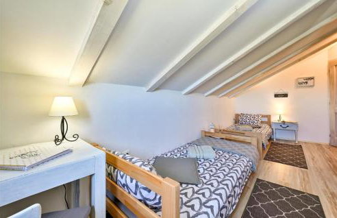 Stunning Home In Gornji Kneginec With Wifi - Foto 28