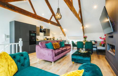 A stunning 3 bed Apartment - Photo 10