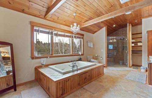 The Dunn Compound- On Mooselookmeguntic Lake! - Foto 6