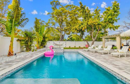 Tampa Group Retreat l Pool l Hot Tub l Outdoor Fun! - Foto 6