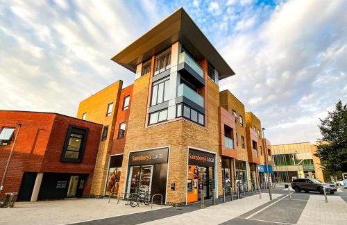 Spacious 4 Bedroom 3 Bathroom House - Sleeps up to 8 - Free Parking, Balcony, Fast Wifi and Smart TVs by Yoko Property - Photo 21