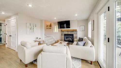 Tree-Lined Hayden Home with Hot Tub and Lake Views! - Foto 4