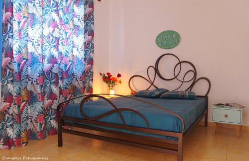 Garden house - Photo 1