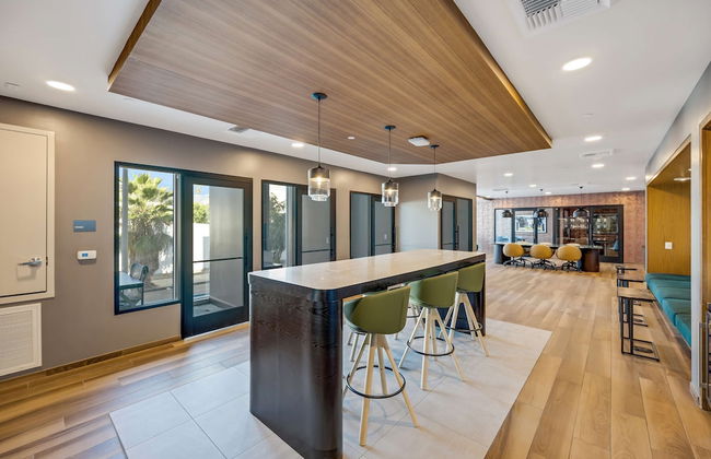 Luxury 3BR Hollywood Sign View by Oneluxstay - Photo 49