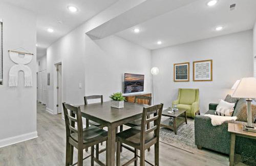 Relaxing 3BR Apt with King Beds & Washer - Lawndale 1 & 2 rep - Foto 11