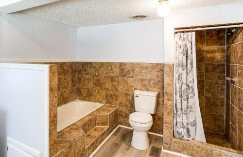 Large Yard and Historic Charm Orangeburg Retreat! - Foto 15