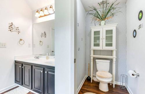 Luxury Hamptons 5BR Oasis with Pool Retreat - Foto 28