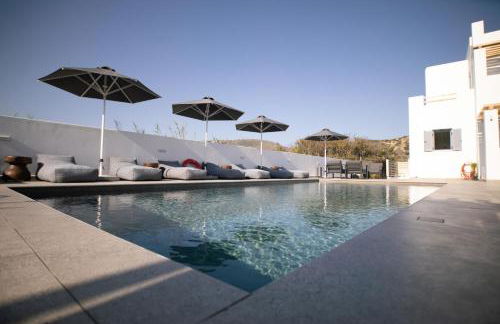 Kotinos Luxury Suites - Photo 54