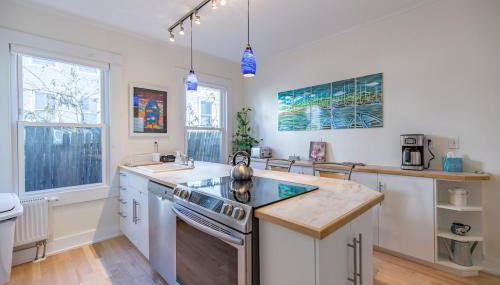 Peaceful Oasis on Munjoy Hill 1st flr 3BR parking - Foto 5