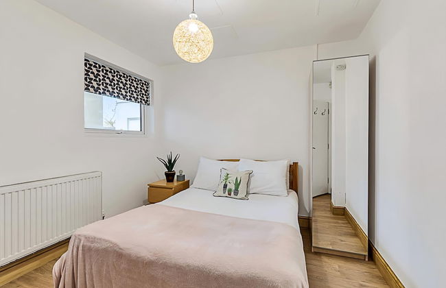 Modern Comfort Two Bedroom Gem on the Rye - Foto 12