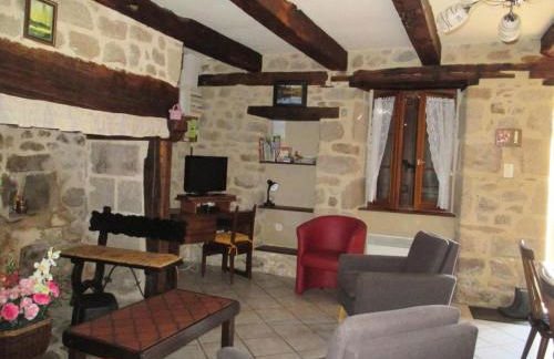 Gîte de France à Marcillac la Croisille 3 épis - Gîte de France 8 personnes MAE-6424 - Foto 11
