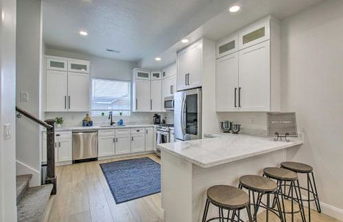 Modern Mountain Escape Near Slopes, Lakes and Trails - Foto 8