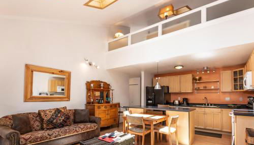 1 Alpine Terrace-renovated condo private hot tub - Foto 4