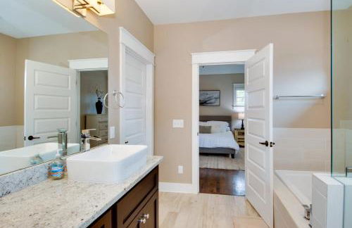 Private Backyard - Near Bicentennial Park - Foto 15