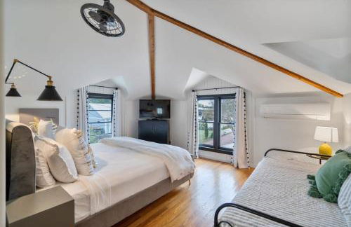 Stonewall Bungalows - Sleeps 15 - Foto 79