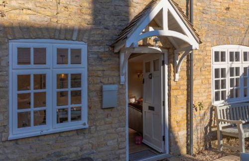 Jasmine Cottage - 2 Bedroom in Heart of Bourton! - Photo 120