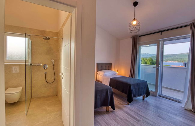 Villa With Private Pool and Garden - Foto 17