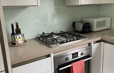 Stylish 3-bedroom flat in Kensington - Foto 10