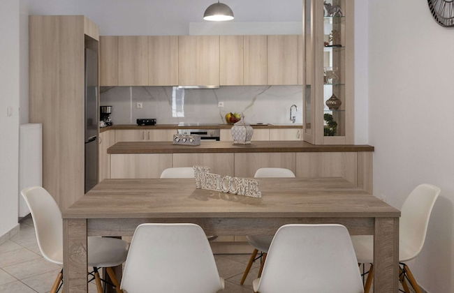 Parian Charming 3bedroom Home - Photo 19