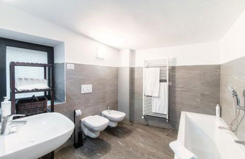 Torno Lumina - Secluded Garden Retreat - Lake View - Foto 24