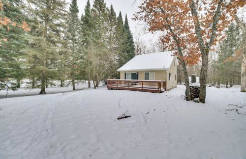 Family Nature Escape! South Branch Haven with Deck - Foto 22