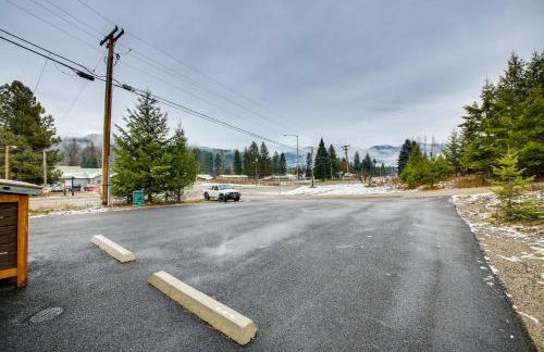 1 Mi to Waterfront Trails, Troy Home with Hot Tub! - Foto 23