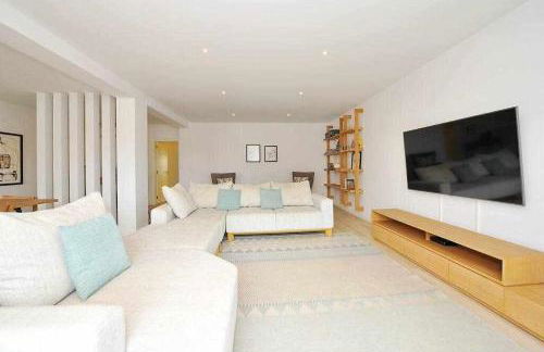 Prestige Sunset Carcavelos Beach - Checkinhome - Foto 1