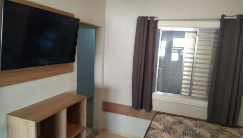 Kitnet Asturias 51B no Ed. Guariatã, próximo a praia das Astúrias em Guarujá - Foto 1