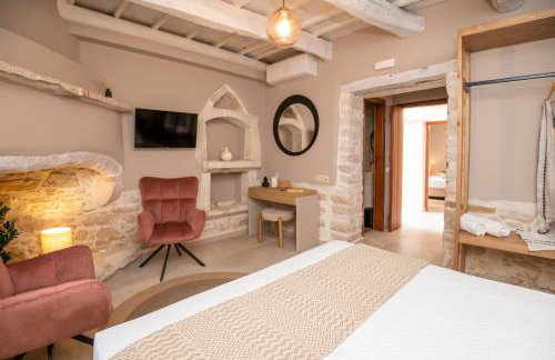 Pavlina Villa , a hidden gem with heated pool and ping pong! - Photo 21