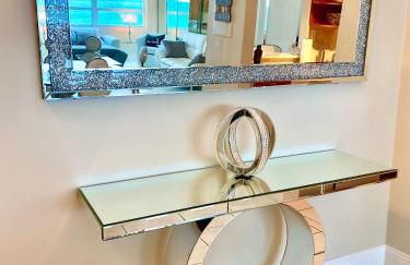 Castle Beach Resort Condo - Panoramic Large Penthouse or Deluxe 1 BR Direct Ocean View and beach access- Updated-Free parking- - Photo 23