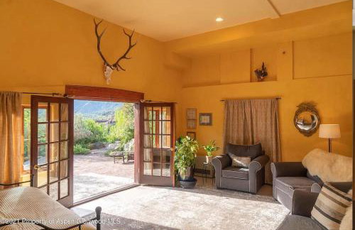 Million Dollar Castle Walk to downtown Glenwood and HotSprings - Foto 18