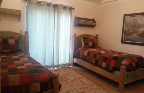 Cozy Flagstaff Home in Cool Pines - Country Club - Foto 6