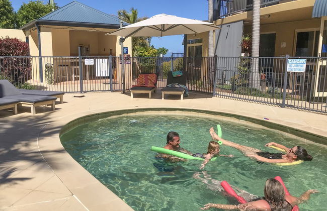 Beachside Holiday Apartments - Foto 1