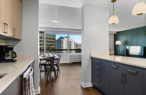 UrbanDelight Crystal City Mins to DC Free Parking - Foto 18