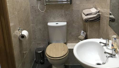 Nuneaton - Cottage - Sleeps 2 - Parking - Garden - Foto 3