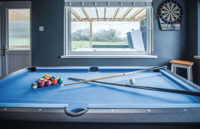 Hill House - 4 Bedroom - Llanrhidian - Photo 54