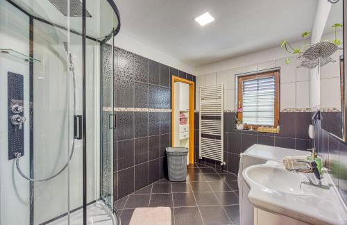 Holiday house Marinela with Private Pool and Fenced Garden - Foto 16