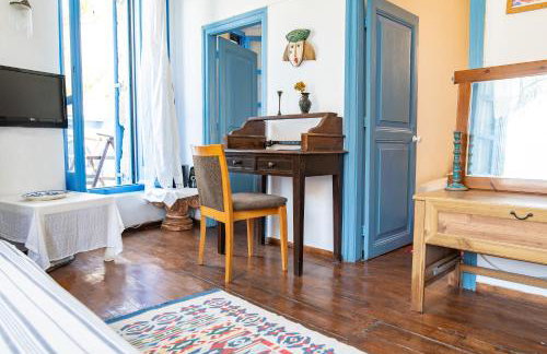 Imerios Nisyrian House - Photo 13