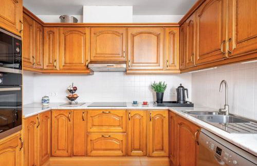 Urb Villa with pool by Costarentals- Ref 139 - Photo 9