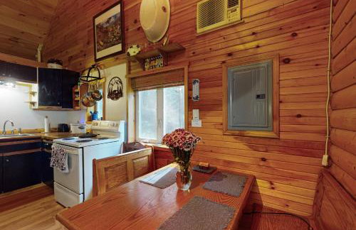 Hemlock Ridge Retreat - Photo 8