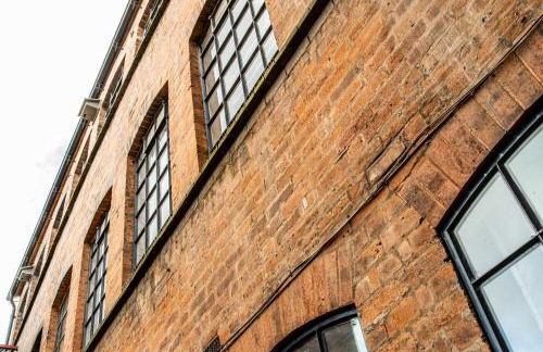 DJH Homes - VIP Luxury 2BR Grade ll Industrial House with Log Burner - JQ, Birmingham City - Foto 22