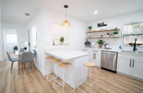 Tranquil and Sunny 4BR Getaway Home - Foto 6