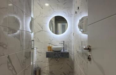 Estupendo Apartamento a 5 min caminando de la Estación de Bus y Tren María Zambrano - Foto 6