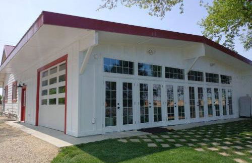 Red Roof Lodge• hot tub• 18 beds• venue• treehouse - Foto 7