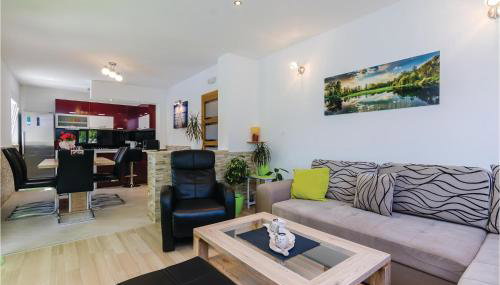 Three-Bedroom Holiday Home In Ston - Foto 3