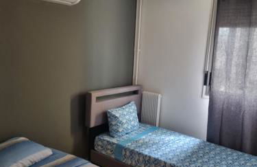 F2 ou F3 ,appartement climatisé neuf, magnifique vue sur mer et aéroport, proche tram et gare sncf 1 min,aéroport 3 minutes, 3 rooms, new AC apartment, magnificent sea and airport views, close to tram and SNCF train station 1 min, airport 3 min - Foto 23