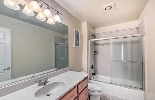 Charming Medford Getaway about 4 Miles to Downtown! - Foto 22