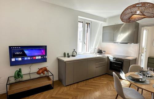 Cozy Duomo and Castello Sforzesco - Photo 7