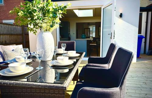 Tudor Hot Tub Family House - Foto 29